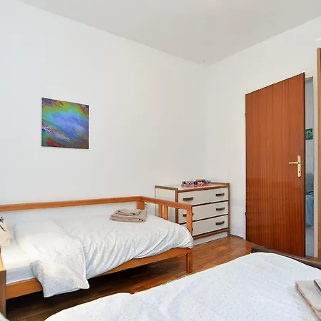 Apartment Fuer 4 Personen Ca 45 Qm In Pula, Istrien Istrische Riviera *